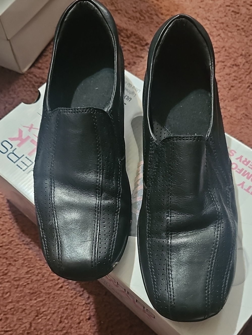 Men's Black Slip-On Leather Dress Shoes